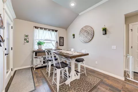 3412 Huron Cir, Moore, OK 73160 photo 13