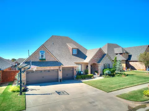 1117 Ryan Rd, Moore, OK 73160 photo 3