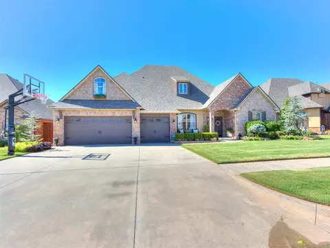 1117 Ryan Rd, Moore, OK 73160 photo 2