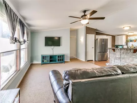 105744 S Spring Hollow Dr, Mcloud, OK 74851 photo 8