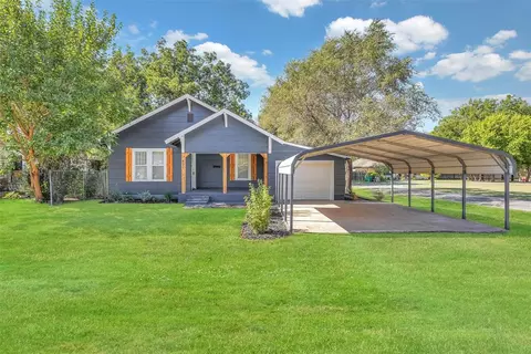 621 N Michigan Ave, Mangum, OK 73554