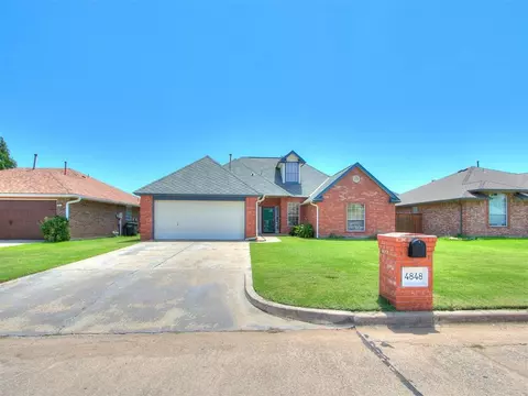 4848 Del Aire Dr, Del City, OK 73115