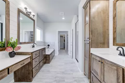508 Cantebury Dr, Tuttle, OK 73089 photo 15
