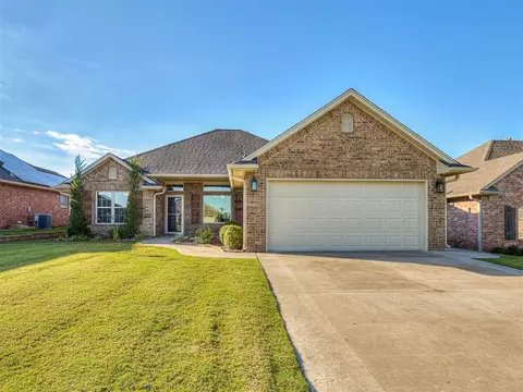 1119 Ariana, Shawnee, OK 74804