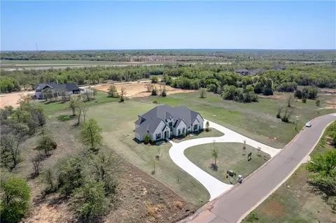 3224 Somerset Farms Rd, Newalla, OK 74857