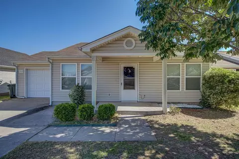 404 Eagle Creek Way, Oklahoma City, OK 73117