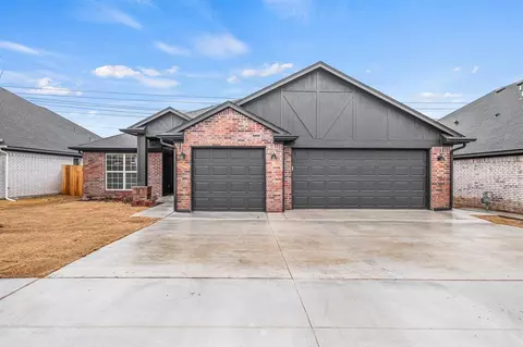 1521 SW 157th St, Moore, OK 73170