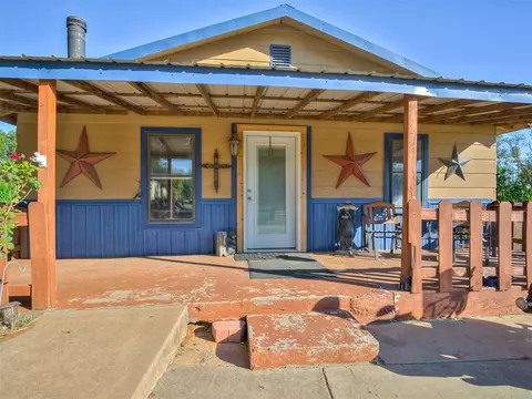 115 W Adams St, Purcell, OK 73080
