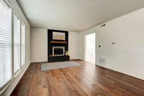 308 E Carson Ln, Mustang, OK 73064 photo 7