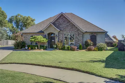 2204 Rockbridge Ct, Yukon, OK 73099