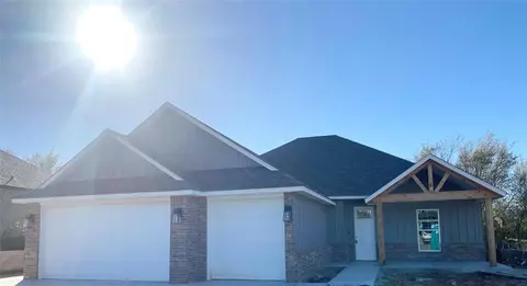 217 Casey Ln, Washington, OK 73093