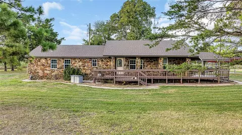32024 Tiny Chapel Rd, Madill, OK 73446