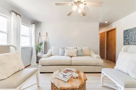 3609 Parkwoods Ln, Midwest City, OK 73110