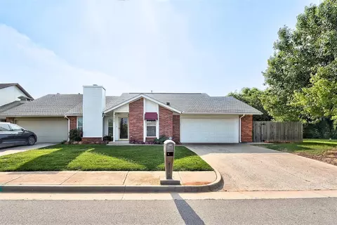 10800 White Oak Canyon Rd, Oklahoma City, OK 73162
