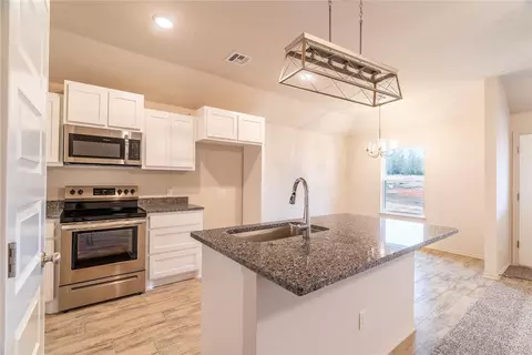 1918 Eli Ave, Tuttle, OK 73089 photo 7