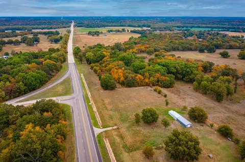 2732 State Highway 3w, Byars, OK 74831