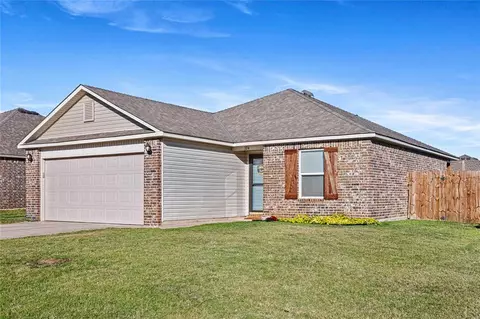 324 Blue Dr, Newcastle, OK 73065