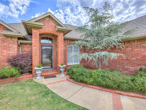 109 SW 69 Ct, Oklahoma City, OK 73139
