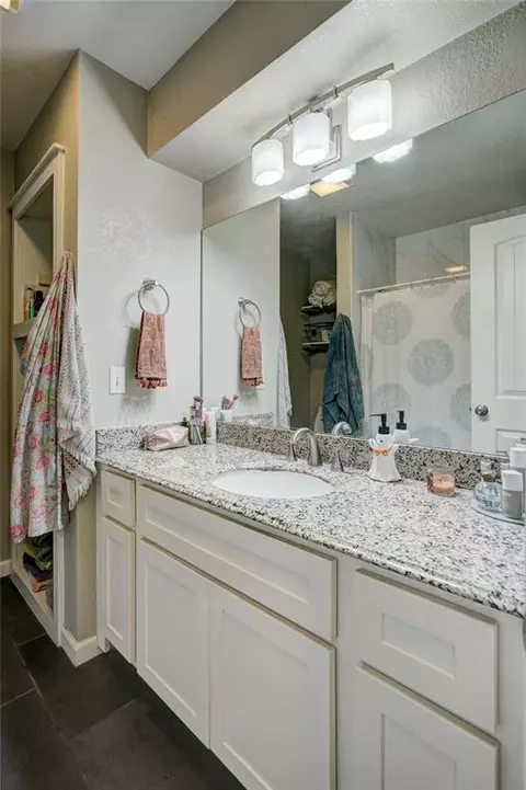 2113 Rushing Mdws, Edmond, OK 73013 photo 44