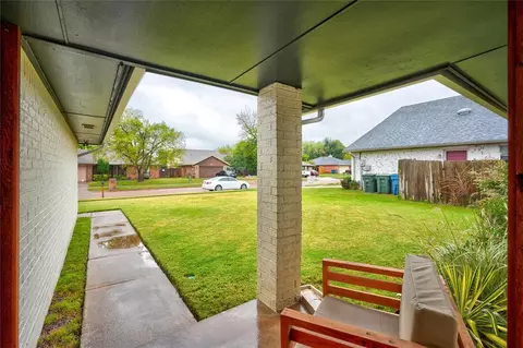 2113 Rushing Mdws, Edmond, OK 73013 photo 5