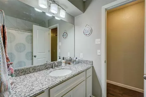 2113 Rushing Mdws, Edmond, OK 73013 photo 43