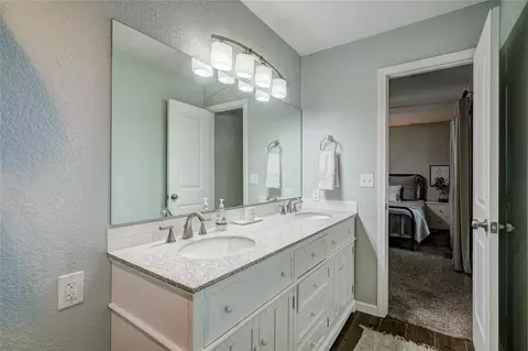 2113 Rushing Mdws, Edmond, OK 73013 photo 39