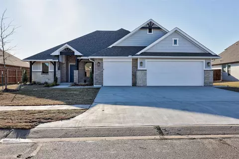 3121 Langley Dr, Norman, OK 73069