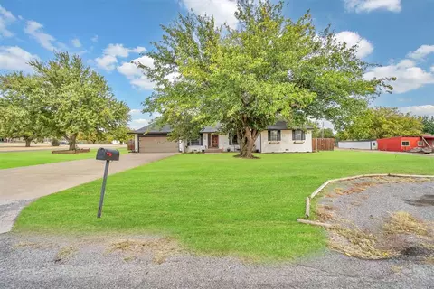 406 N Mary St, Granite, OK 73547