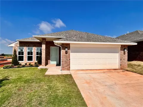 18005 Sunny Stone Ct, Edmond, OK 73012