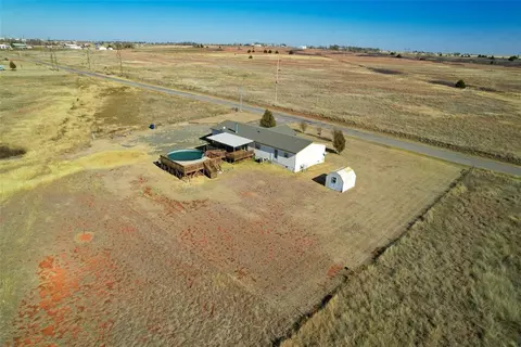 11235 N 2020 Rd, Elk City, OK 73644