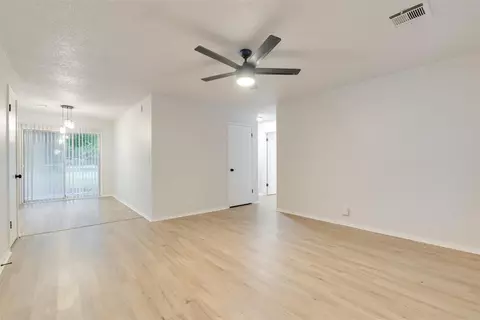 304 Linda Ln, Tecumseh, OK 74873