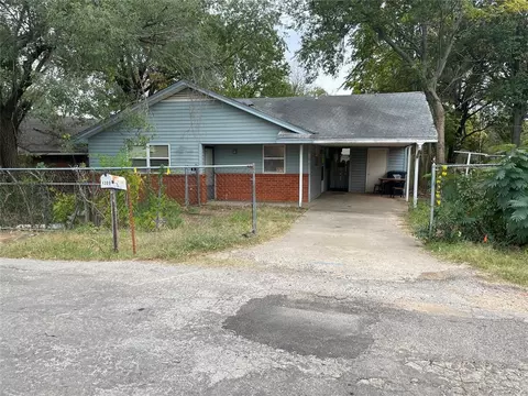 1203 E Wayne St, Shawnee, OK 74801 photo 2