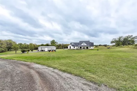 1055 County Street 2945, Tuttle, OK 73089