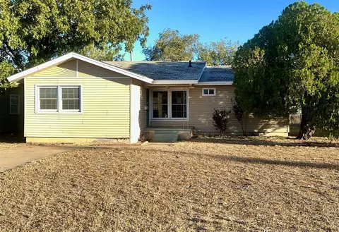 517 Kathy Ave, Altus, OK 73521