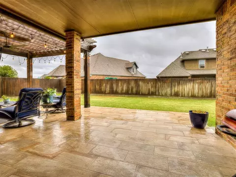 912 Ryan Rd, Moore, OK 73160 photo 5