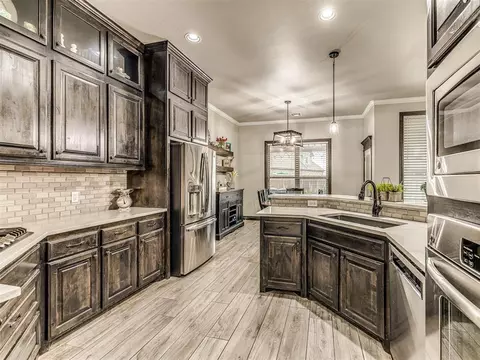 912 Ryan Rd, Moore, OK 73160 photo 15