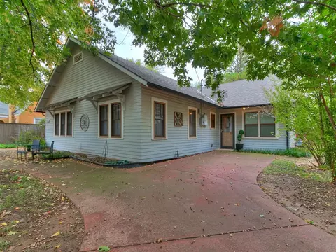 318 Emelyn St, Norman, OK 73071