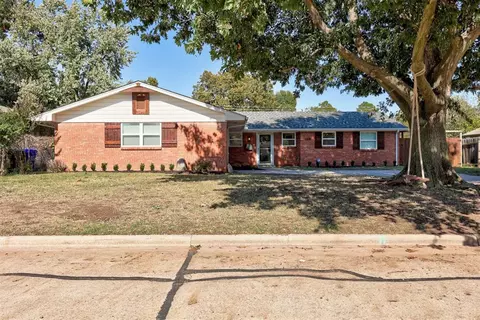 1439 Aladdin St, Norman, OK 73072