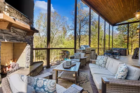 230 Sugar Pine Loop, Broken Bow, OK 74728 photo 44