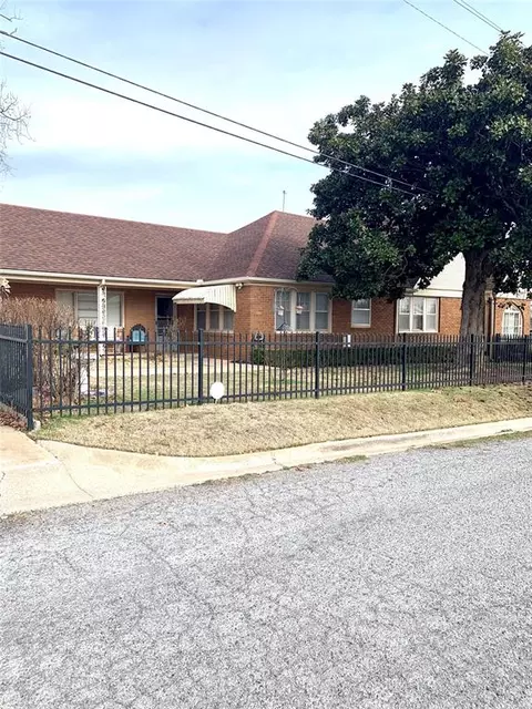 1428 S 19th St, Chickasha, OK 73018