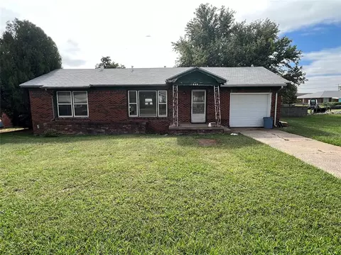 2455 Townsend Dr, El Reno, OK 73036