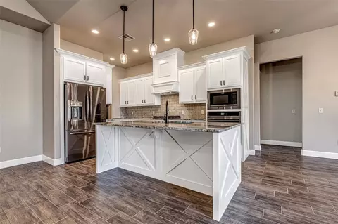 1132 Deer Ridge St, Tuttle, OK 73089 photo 3
