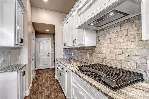 1132 Deer Ridge St, Tuttle, OK 73089 photo 2