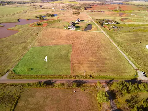 4 Waterloo Rd, Cashion, OK 73016
