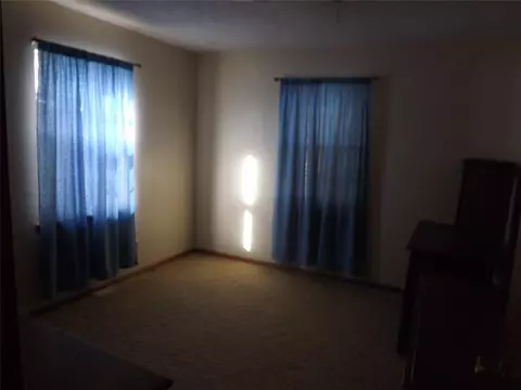 223 SE 3rd St, Tipton, OK 73570 photo 9