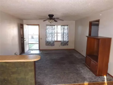 223 SE 3rd St, Tipton, OK 73570 photo 8