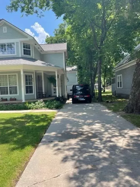 418 W Comanche St, Norman, OK 73069