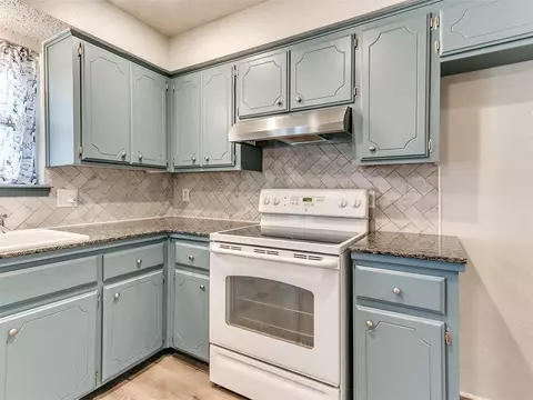22 NE 3rd St, Tuttle, OK 73089 photo 28