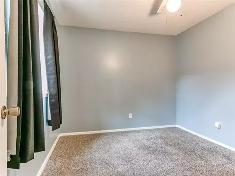 22 NE 3rd St, Tuttle, OK 73089 photo 16