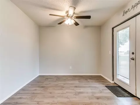 22 NE 3rd St, Tuttle, OK 73089 photo 32